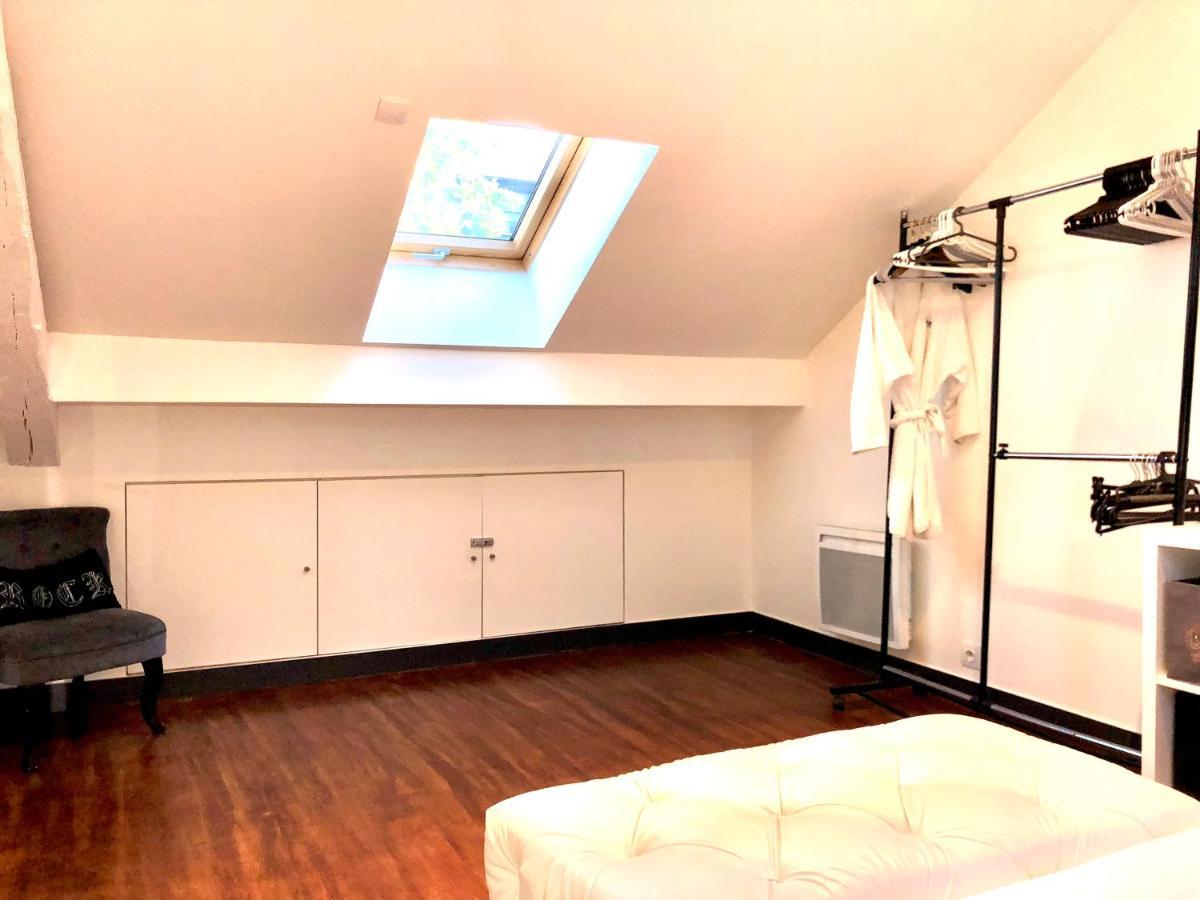 Champs Elysees Apartment 1 Париж Екстериор снимка