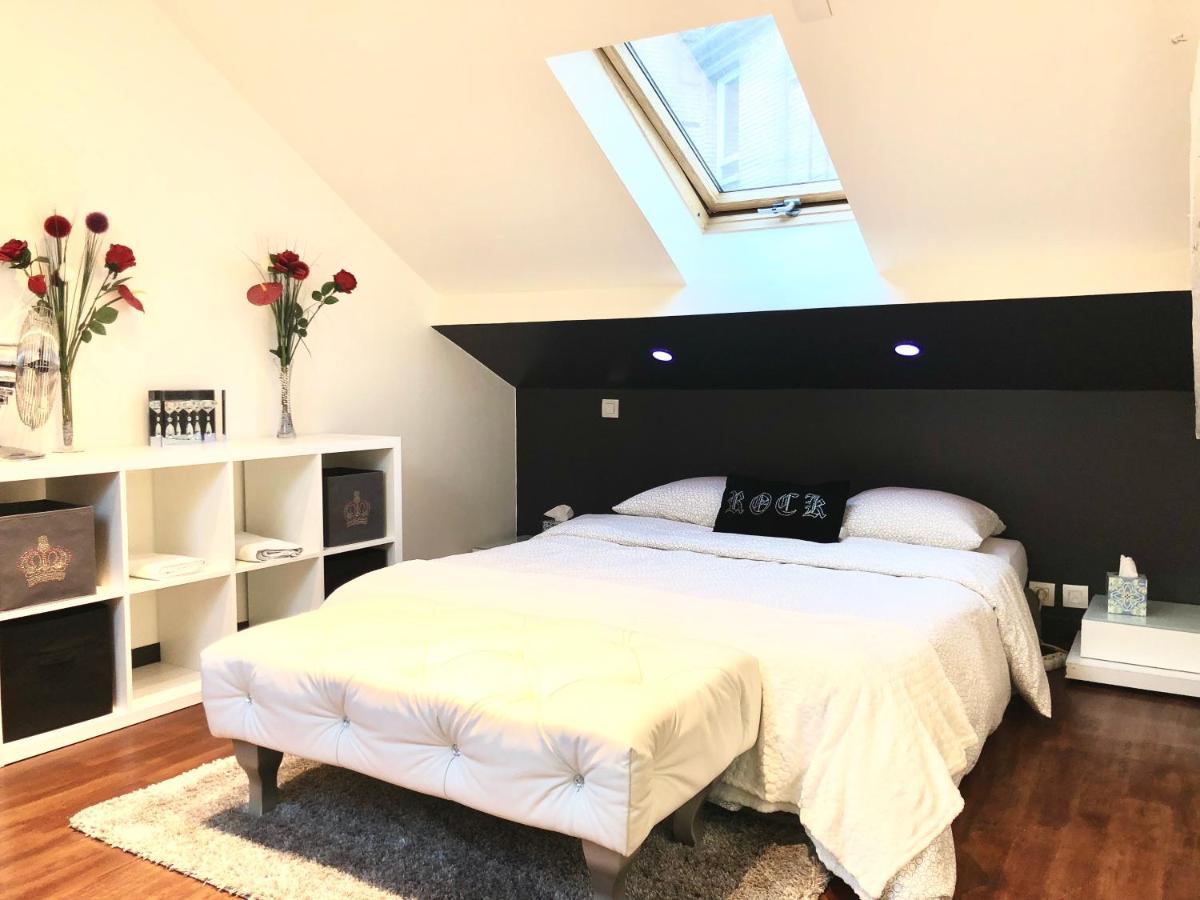 Champs Elysees Apartment 1 Париж Екстериор снимка